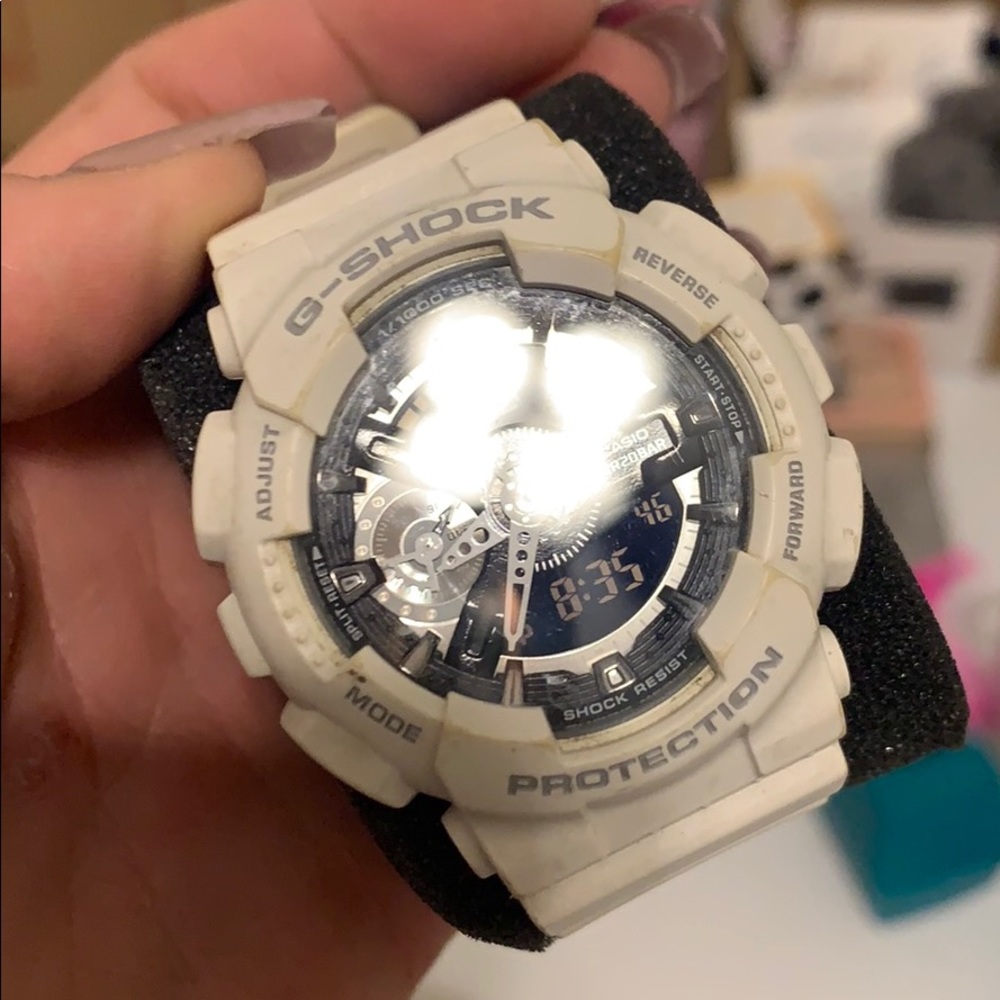 G-SHOCK Watch - Picture 2 of 8